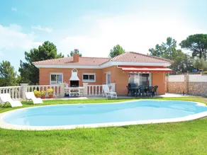 Detached Villa on one Floor, With Garden, Private Pool and Nice Views - Image 5