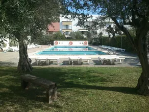 Apartamentos Miami - Image 2