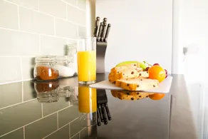 Travel Lettings - St Johns House - Image 2