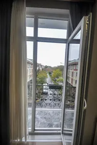 Rest Inn Hotel - Image 4