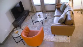 Relaxing Suite with Free Parking, Fast WiFi - Image 3