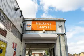Contemporary 2BD Flat With Balcony - Hackney Downs - Image 3
