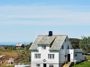 8 Person Holiday Home in Hustad - Image 4