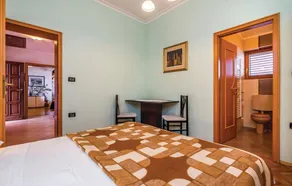 Amazing Home in Icici With Wifi and 2 Bedrooms - Image 5