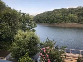 Beautiful 1-bed Riversi Cottage Located in Malpas - Image 3