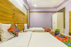 FabHotel The Lodge - Image 2