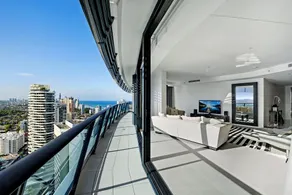 Oracle Resort Private 3 Bedroom Sub Penthouse - Image 2