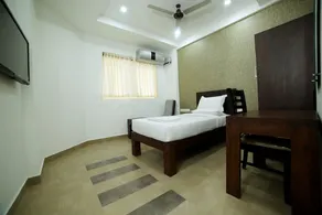 Beachway Hotel - Image 5