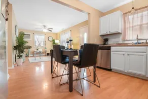 Gorgeous 3BR/2BA / 10 mins to NULU - Image 3