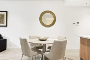 Luxury Experience in Prime Location - Image 4