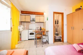 Apartments Beach Way - Image 3