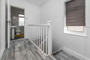 4Br Sleeps10 Parking Garden - Image 5