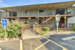 Wildwood Wonder 2 Bedroom Condo by Redawning - Image 3