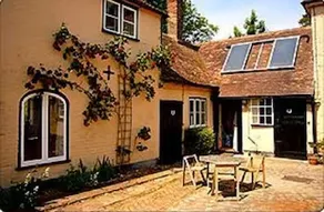 Stable Lodge - Image 4
