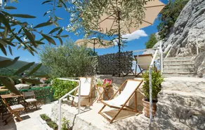 Stunning Home in Kostanje With 4 Bedrooms, Wifi and Outdoor Swimming Pool - Image 5