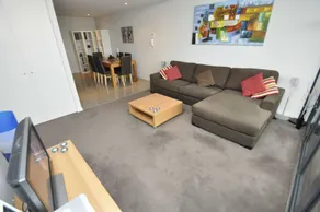 Camperdown 908 St Furnished Apartment - Image 5