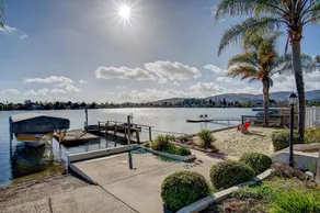 4 Br Waterfront , Private Beach 4 Bedroom Home by RedAwning - Image 3