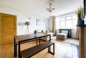 The Primrose Hill Apartments - Image 5