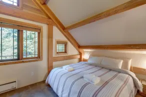 Chalet Mt Baker Lodging Snowline Cabin #45SL Hot Tub Sleeps 6 - Image 2