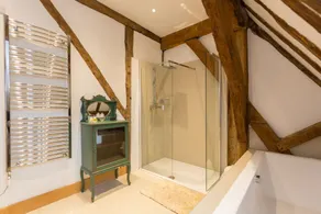 The Tithe Barn - Image 4