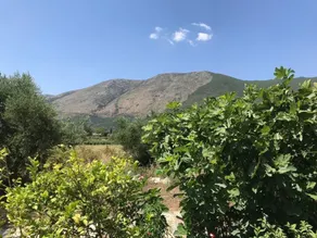 2-bed House in Alykes With Mountain Views - Image 4