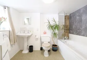 Secret Garden Cottage - Image 3