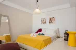 Central Luxury Lofts - Image 2