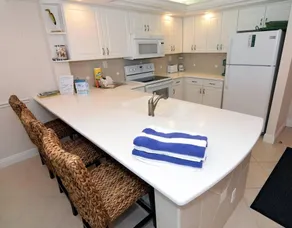 Sundial East Condominium - Image 3