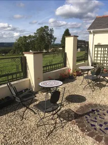 Dean Valley Panorama Bed & Breakfast - Image 4