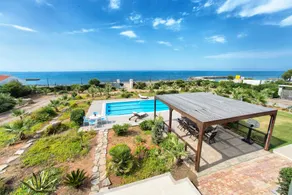 Cretan Beachfront Villas - Image 3