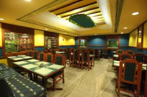 New Woodlands Hotel - Image 4