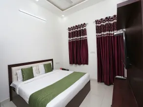 C D Guest House By OYO Rooms - Image 5
