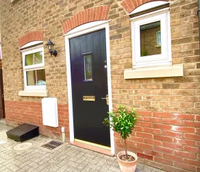 Aylesbury Contractor & Staycation Home - Image 3