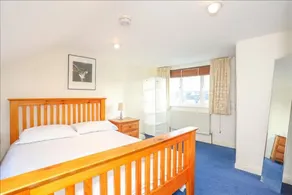 Bohemian Stylish Central Oxford Jericho House - Image 3