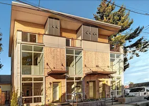 Fremont Jet City Townhome - Image 4