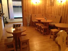 Hotel Les Combelles - Image 2