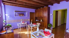 Romeo's Guest House - Image 1