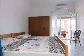 Beautiful Apartment in Vir With 1 Bedrooms and Wifi - Image 2