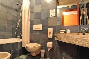 Hotel Albion - Image 3