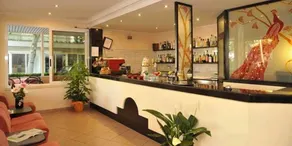 Hotel City - Image 2