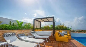 THE CITY Luxury Suites - Image 5