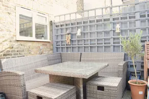 2 Bedroom House Close To Peckham Rye Park - Image 3