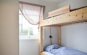 Beautiful Apartment in Åkrehamn With Wifi and 2 Bedrooms - Image 3