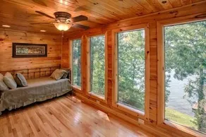 Lake Side Retreat - Image 3
