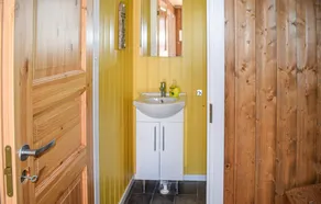 Beautiful Home in Flesberg With Wifi and 5 Bedrooms - Image 3