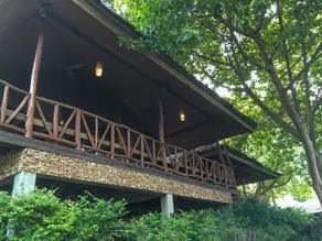 Coral Bay Resort - Image 2