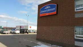 Howard Johnson by Wyndham Melville - Image 3