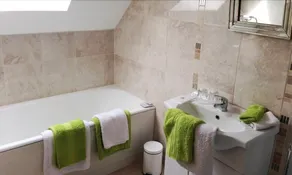 Caldhame Guest Lodge - Image 3