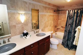 Charley Creek Inn - Image 4