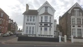 Grace House - Image 4
